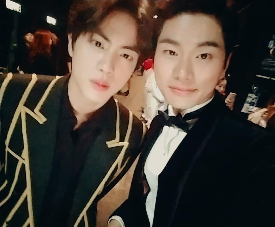 BTS, ARMY, Jin, Jin BTS, BTS Jin, idol, kpop, kpop, idol kpop, thành viên BTS, anh cả BTS, Park Bo Gum, Lee Yi Kyung, Yoo Seung Ho, Lee Won Geun, Lee Sang Yeob
