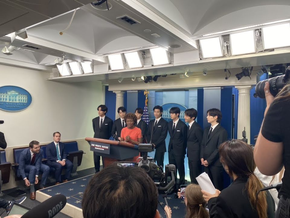 BTS, kpop, k pop, idol, idol kpop, thành viên BTS, RM, Jin, Jimin, Jungkook, Suga, JHope, J Hope, V, V BTS, BTS tới Nhà trắng, Joe Biden, tổng thống Mỹ, BTS tổng thống Mỹ