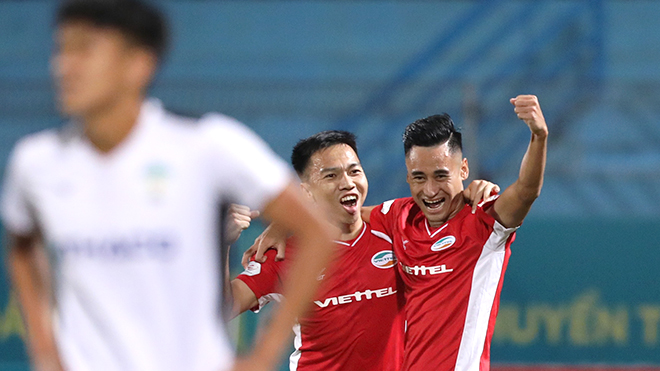 Giai đoạn 2 V-League 2020: Cơ hội cho Viettel, Quảng Nam chưa đầu hàng