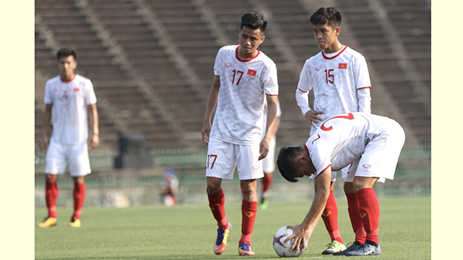  U22 Việt Nam vs U22 Campuchia (15h30, 26/2): Đứng dậy sau vấp ngã. VTV6 trực tiếp