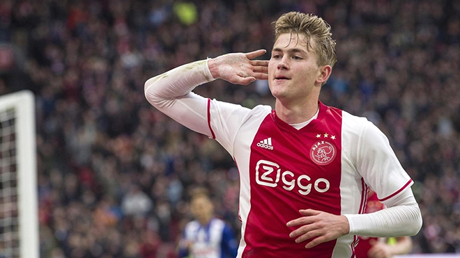 MU: Matthijs de Ligt sẽ là lời giải nơi hậu tuyến?