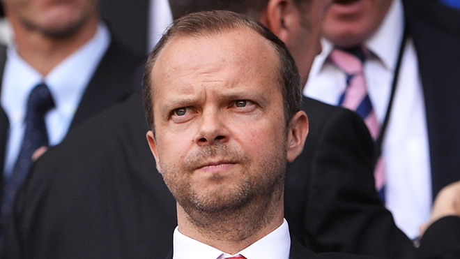 M.U không thể tiến xa với Ed Woodward