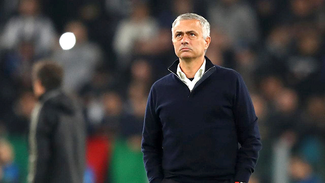 M.U: Mục tiêu vào Top 4 là chiếc thòng lọng với Jose Mourinho