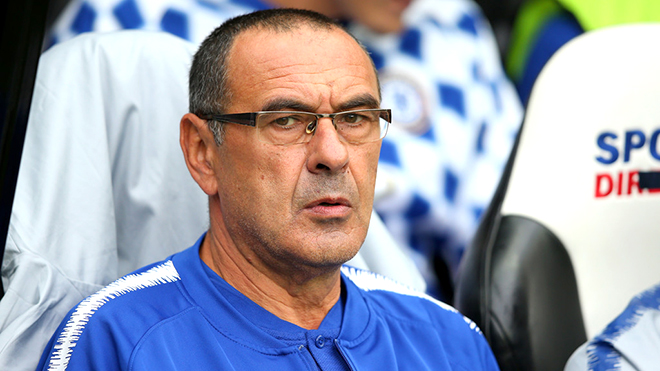 Chelsea: Premier League khắc nghiệt lắm, Sarri!