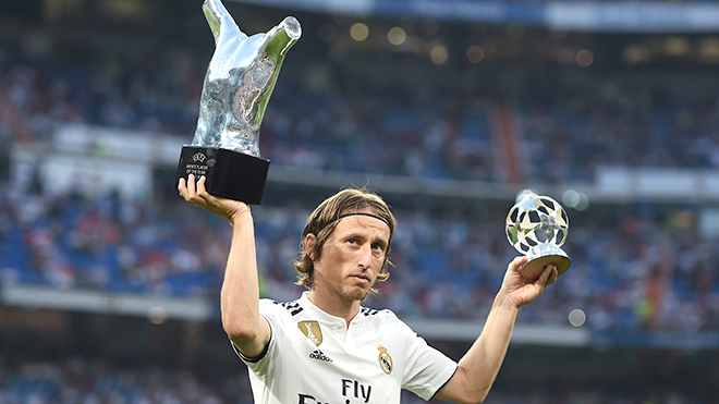 Modric sẽ rời Real Madrid trên ngai vàng?