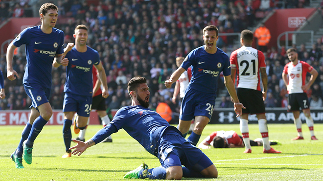 Chelsea làm mới mình với Giroud & 4-2-3-1