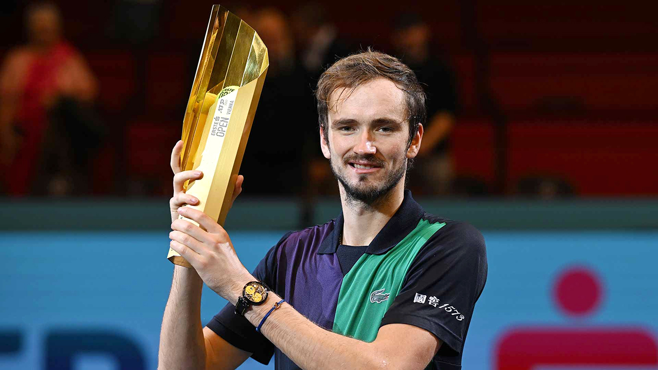 Bảng xếp hạng tennis tuần này: Medvedev áp sát Nadal, Lý Hoàng Nam tụt một bậc