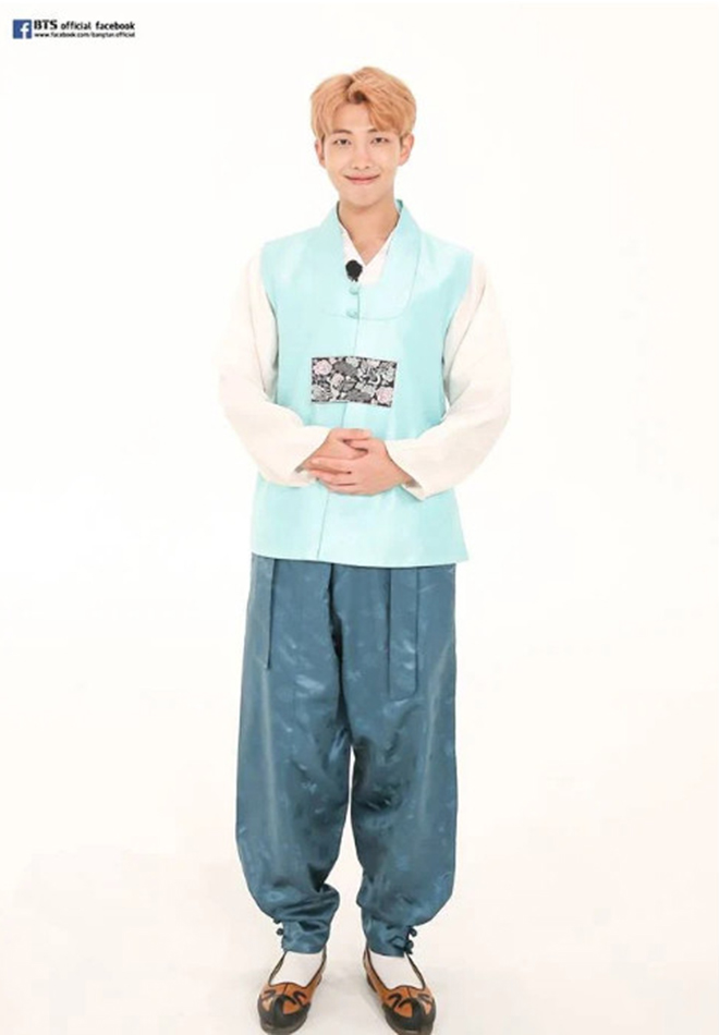 BTS, BTS Chuseok, BTS hanbok, RM BTS, Suga, Jungkook, Jin, J-Hope, V BTS, Jimin