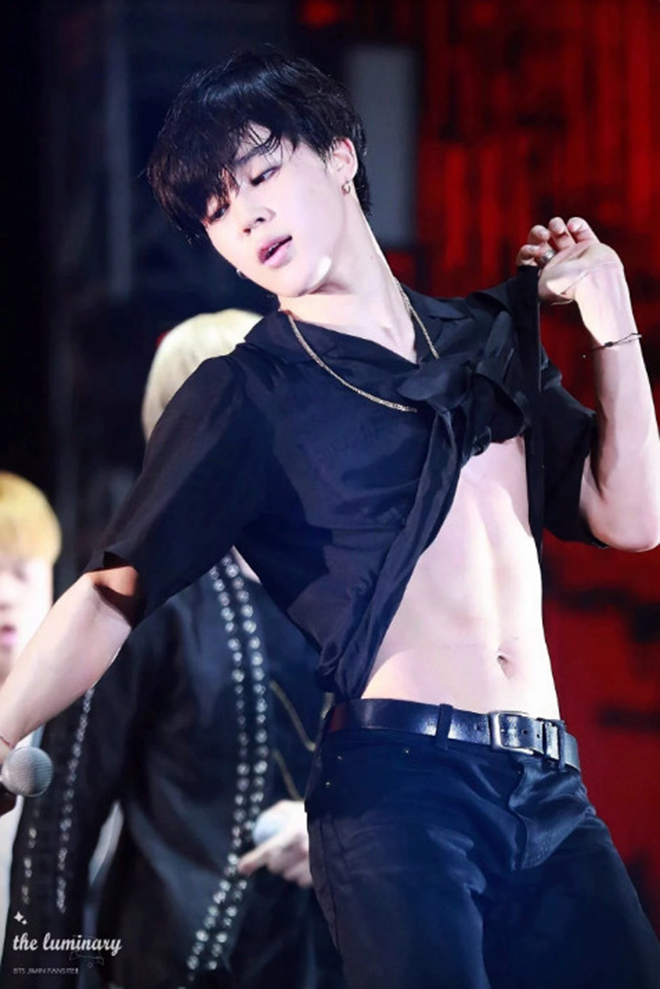 Jimin, BTS, Jimin BTS gây nhức mắt, Jimin trong trang phục nhức mắt, MAMA 2014, MV No More Dream