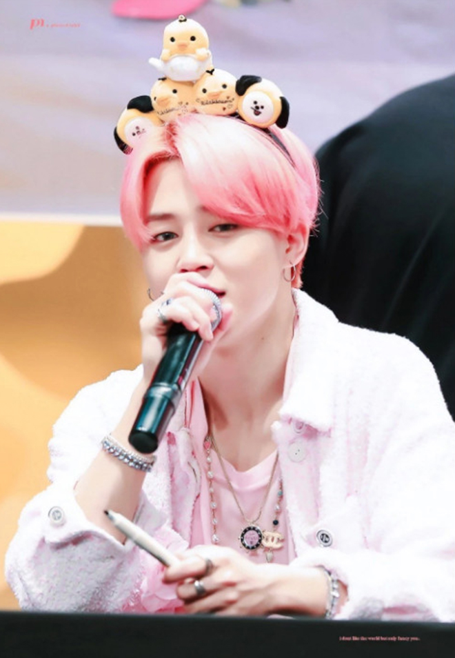 BTS, Bts, Jimin đeo bờm, jimin bts, Jimin cute, Rilakkuma, Jimin mochi, bts