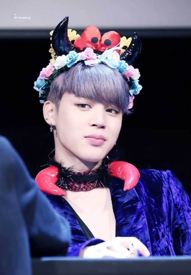 BTS, Bts, Jimin đeo bờm, jimin bts, Jimin cute, Rilakkuma, Jimin mochi, bts