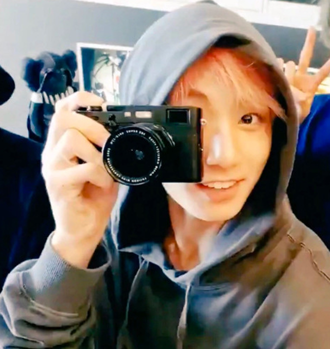 BTS, Jungkook, Jungkook ảnh tự sướng, Jungkook selfie, Jimin, RM BTS, J-Hope