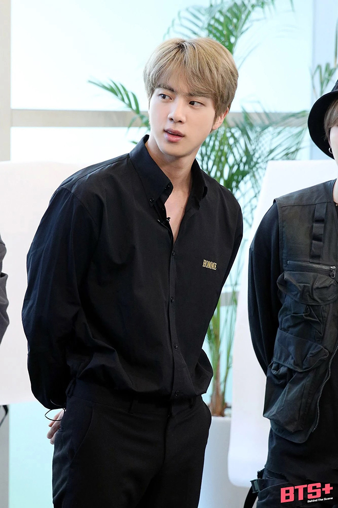 BTS, Jin, Jin không để ai móc túi,  Run BTS, Suga, RM BTS, Stay Gold