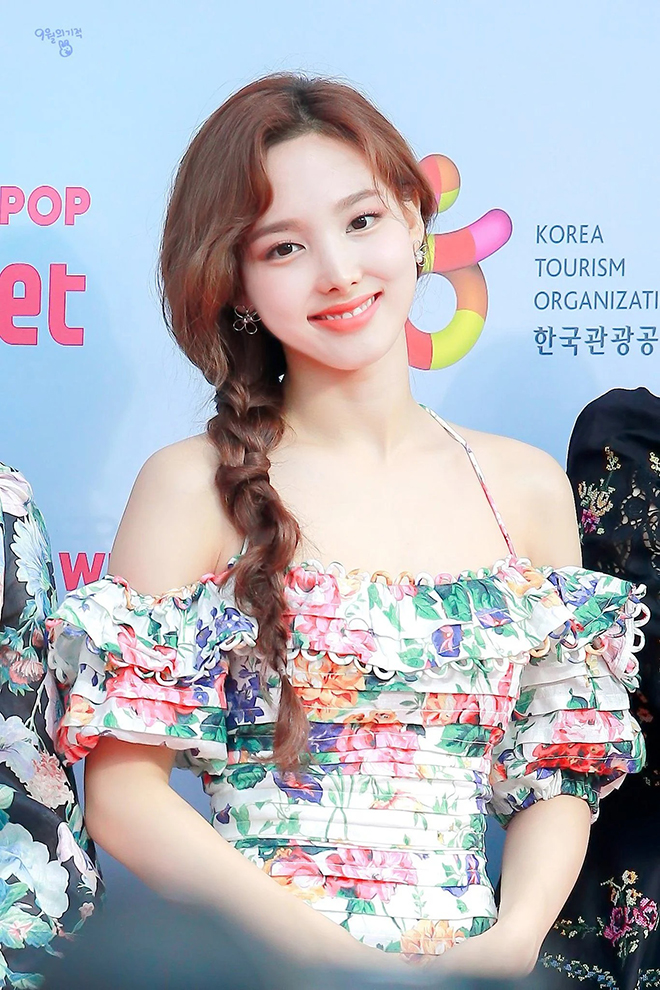 Twice, Nayeon, Nayeon trắc nghiệm tính cách, Tính cách ISTP, TWICE TV