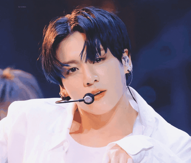 BTS, Jungkook, Jungkook vượt mặt Camila Cabello, Stacker, Billie Eilish, Beyonce