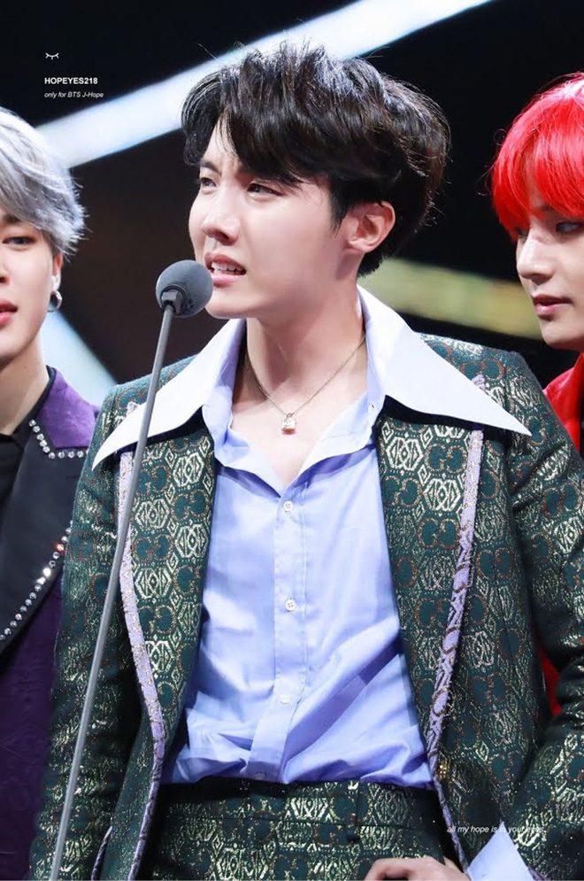 BTS, BTS khóc, MAMA, Sasaeng, Jungkook, RM BTS, Golden Disc, Giải Đĩa Vàng
