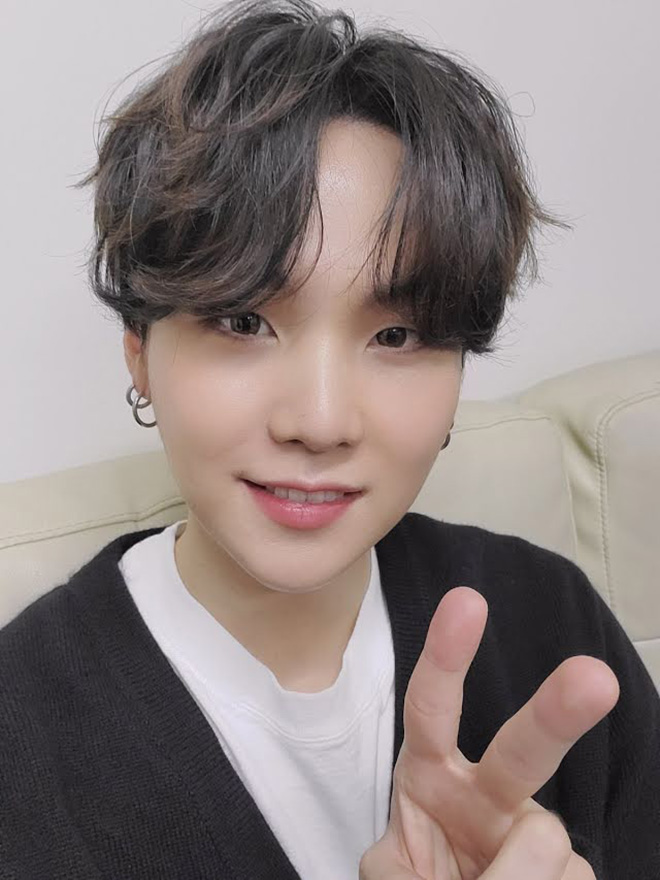 BTS, Suga mổ vai, Jimin cập nhật sức khỏe của Suga, Jimin phát sóng trực tiếp