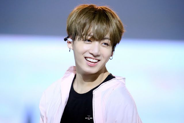 BTS, Jungkook, Jungkook luôn cần giám sát, V BTS, RM BTS, Suga, Jimin, J-Hope