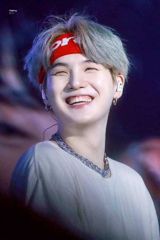 BTS, Suga, Suga cười tít mắt, Sinh nhật Suga, Suga 28 tuổi, lil meo meo meo