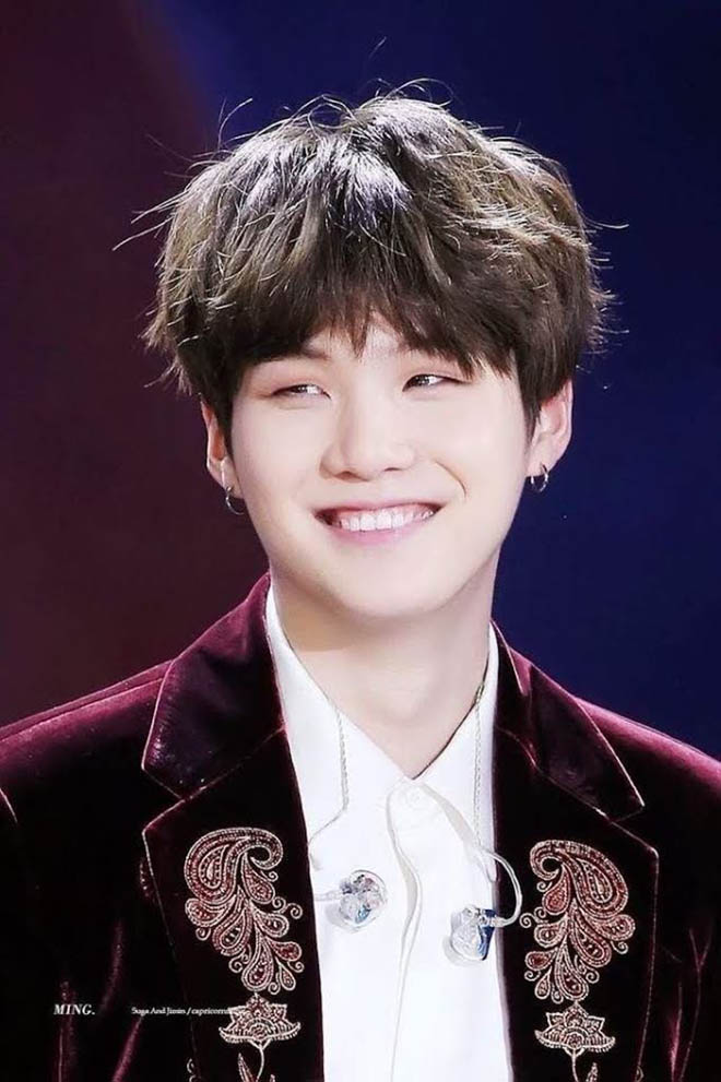 BTS, Suga, Suga cười tít mắt, Sinh nhật Suga, Suga 28 tuổi, lil meo meo meo