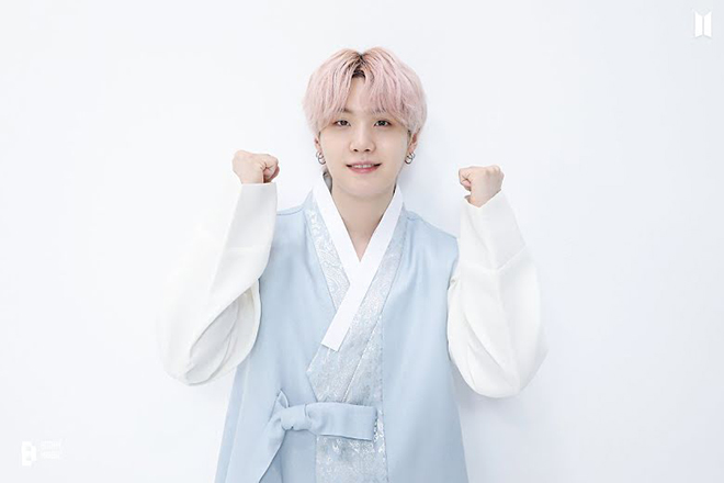 BTS, BTS gửi lời chúc fan nhân Trung thu, BTS mặc hanbok nhân Trung thu, bts