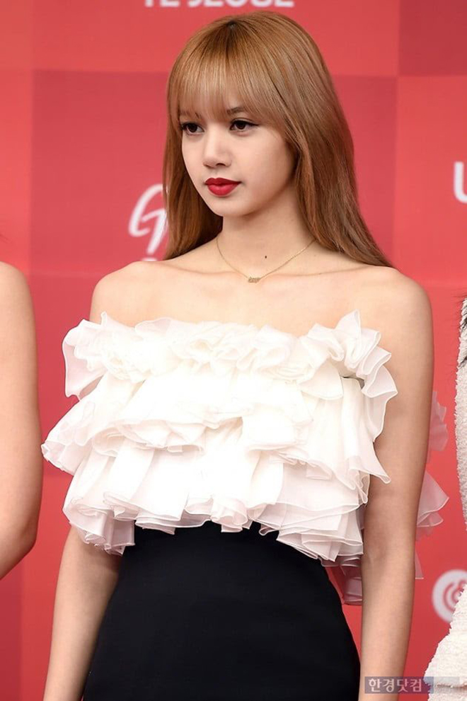 Blackpink, Lisa Blackpink, LALISA, Lisa bốc lửa với màu đỏ rực, Hóng MV LALISA