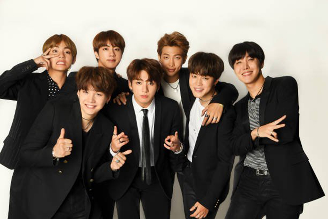 BTS, V BTS, Hóng V BTS trên thảm đỏ AMA 2021, Fashionista V BTS gây bão mạng