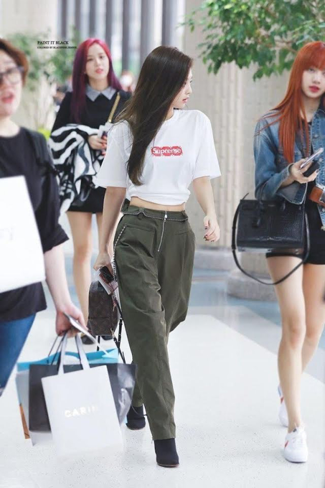 Blackpink, Jennie, Trang phục sân bay của Jennie, Chanel, Ralph Lauren, LOEWE