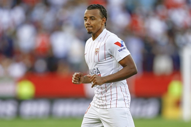 Jules Kounde không du đấu cùng Seville, sắp đến Chelsea?