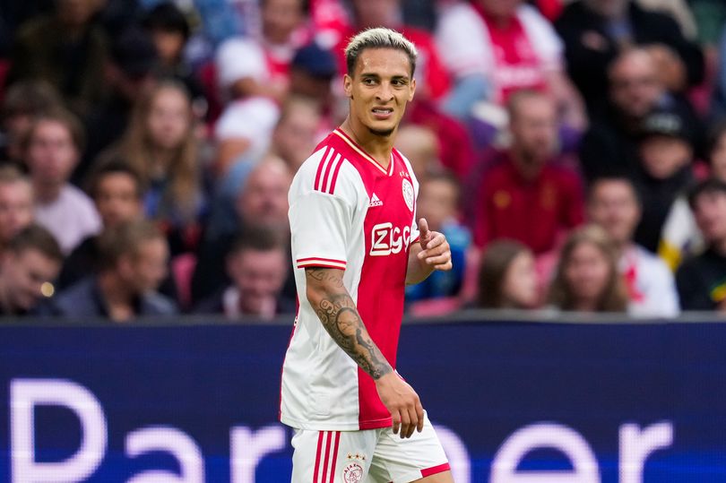 Bán Antony, Ajax ra mức giá mới gây sốc cho M.U