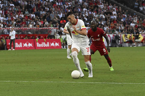 Sếp lớn M.U "đi đêm" với người đại diện của Haaland 2.0