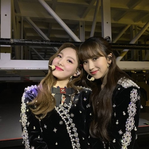 Twice, Mina, Nayeon, Minayeon, Bộ đôi nhan sắc của Twice, Twice xinh đẹp khi lên hình, Twice BTS, BTS, Blackpink, bts, blackpink, Twice tin tức mới, Twice mới nhất