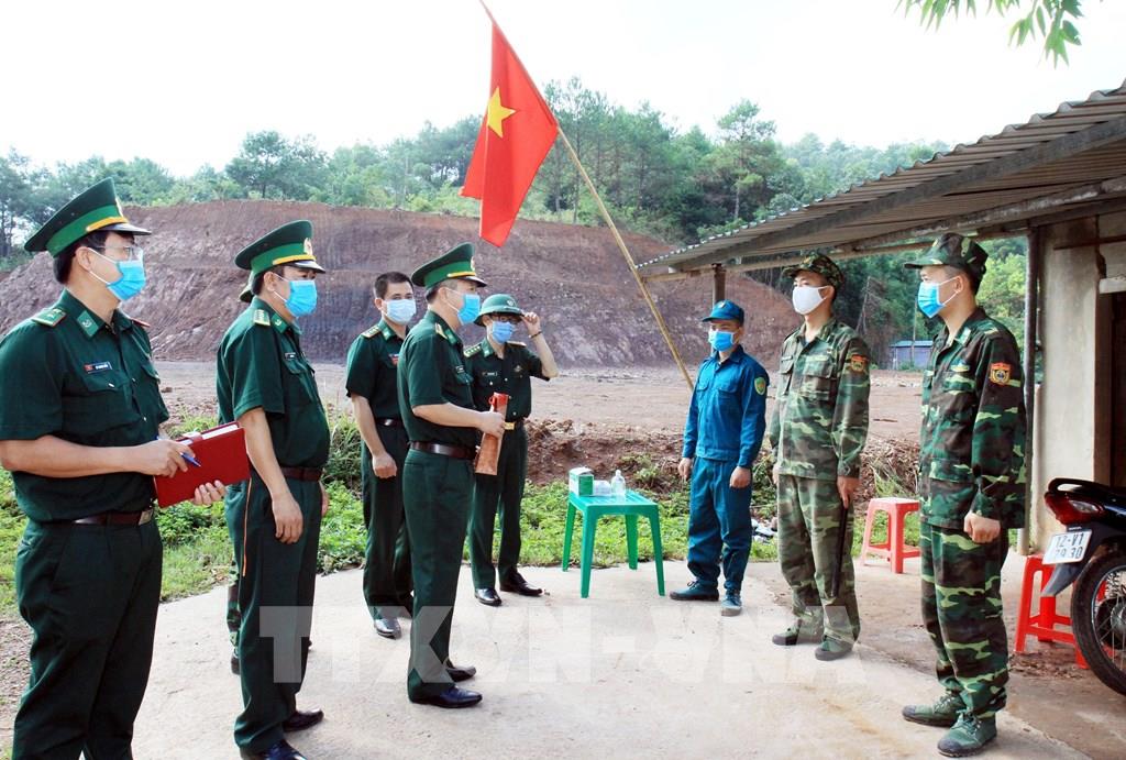 Kiểm tra công tác phòng, chống xuất nhập cảnh