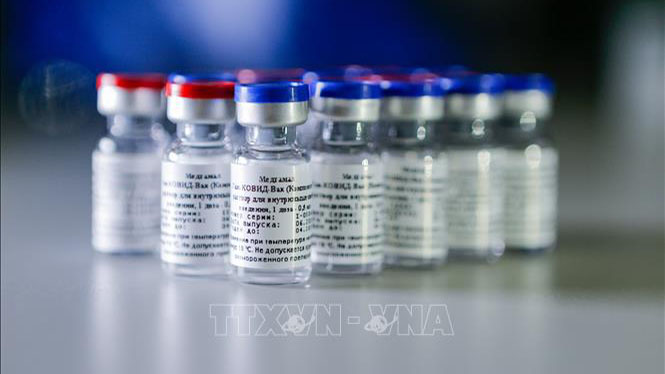 Nga bắt đầu tiêm vaccine Sputnik V mũi thứ 2 cho những người tham gia thử nghiệm lâm sàng