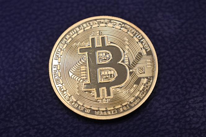 Đồng tiền điện tử Bitcoin. Ảnh: AFP/ TTXVN