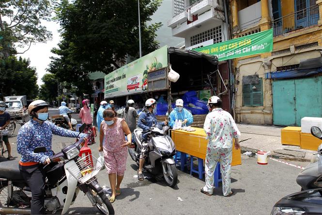 Thành phố Hồ Chí Minh nhộp nhịp, TP Hồ Chí Minh ai ở đâu ở yên đó, Thành phố Hồ Chí Minh trước thông tin siết chặt, Thành phố Hồ Chí Minh ai ở đâu ở yên đó