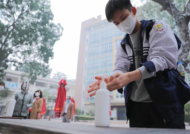 Học sinh, học sinh trở lại trường, học sinh trở lại trường an toàn, học sinh trở lại trường học trực tiếp