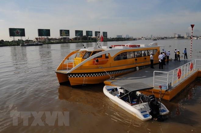 quy hoạch bến Bạch Đằng, bến Bạch Đằng, chỉnh trang bến Bạch Đằng, quy hoạch, kinh tế sông nước, phát huy giá trị kinh tế, công viên bến Bạch Đằng