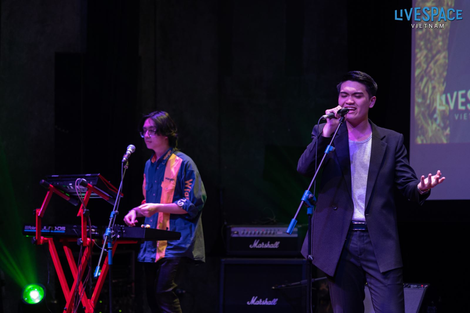 Đêm diễn LiveSpace 4, LiveSpace 4, tìm kiếm tài năng âm nhạc LiveSpace, cuộc thi tìm kiếm tài năng âm nhạc, Đá số tới, Những gã mộng mơ, ABYXX, tài năng âm nhạc