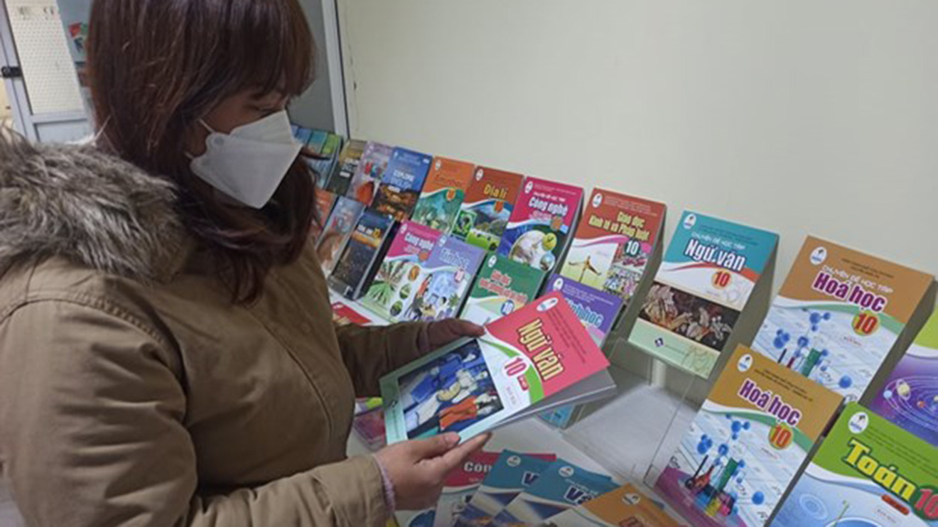 phê duyệt danh mục sách giáo khoa, sách giáo khoa lớp 7, sách giáo khoa, sách giáo khoa lớp 10, phê duyệt danh mục sách, sách giáo khoa trong cơ sở giáo dục, Hà Nội