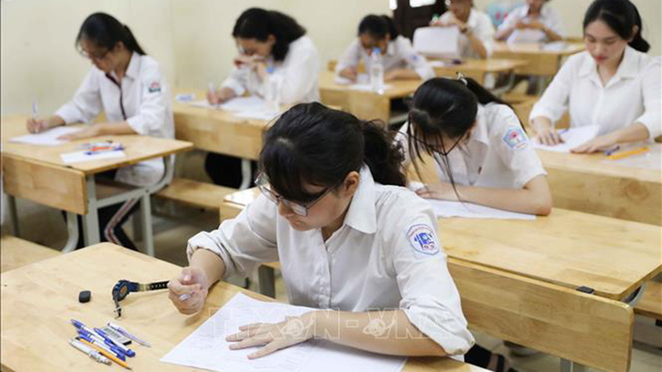 áp lực thi vào lớp 10 trường công lập, lớp 10 trường công lập, thi vào 10, tuyển sinh vào 10, nhiều cánh cửa dành cho học sinh thi tuyển vào lớp 10