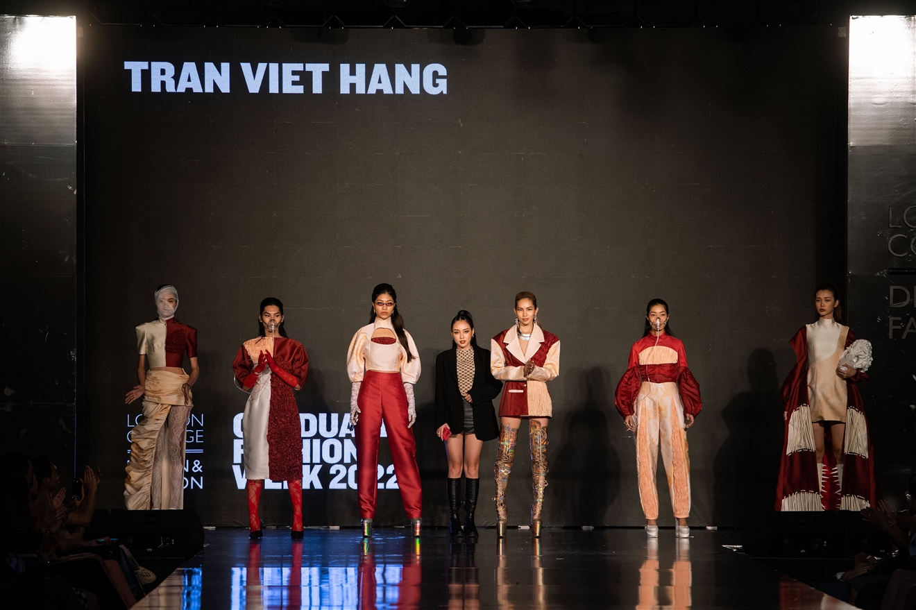 Tuần lễ thời trang. Học viện Thiết kế và Thời trang London Hà Nội. Triển lãm