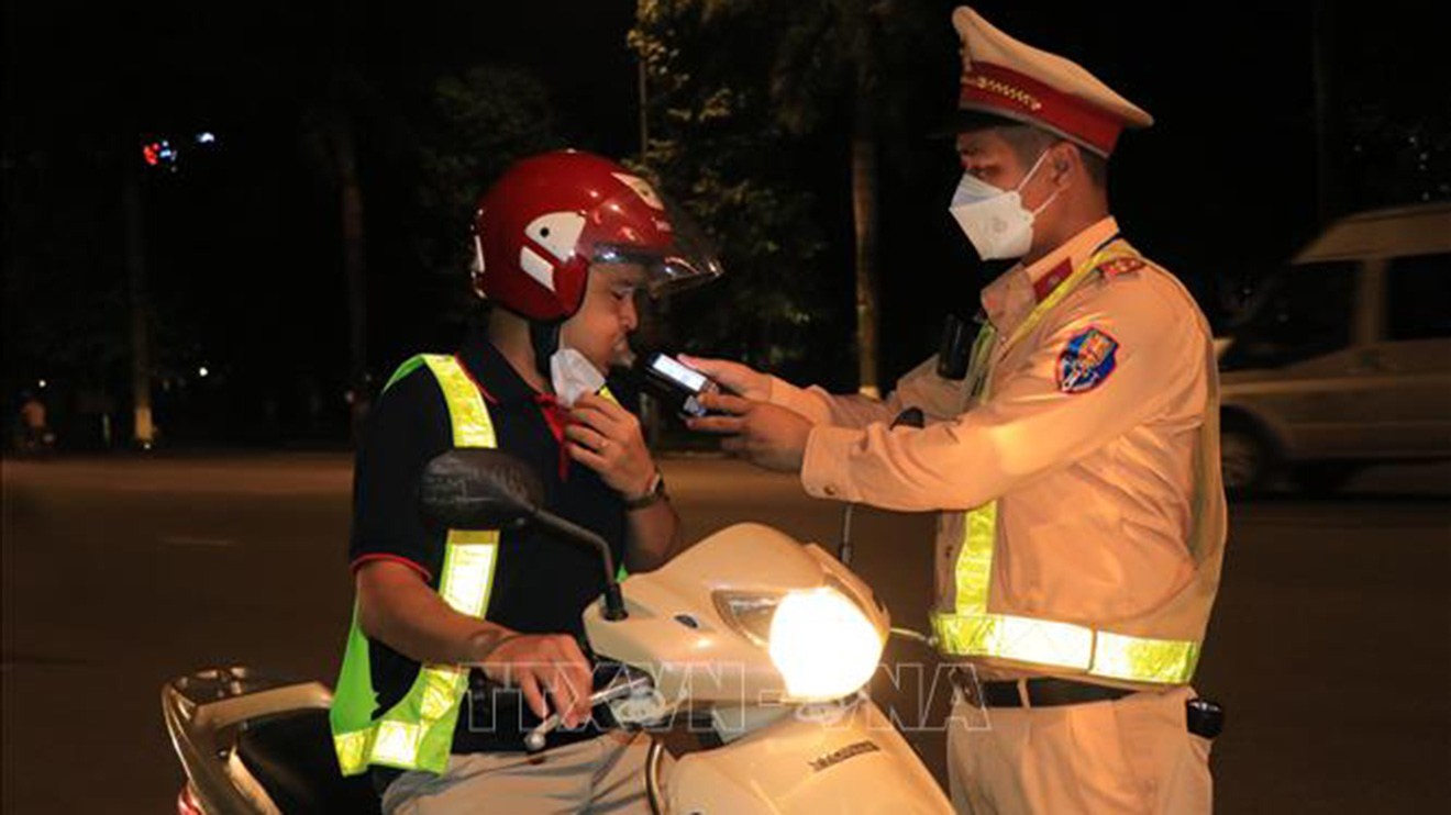 Vi phạm an toàn giao thông, nồng độ cồn