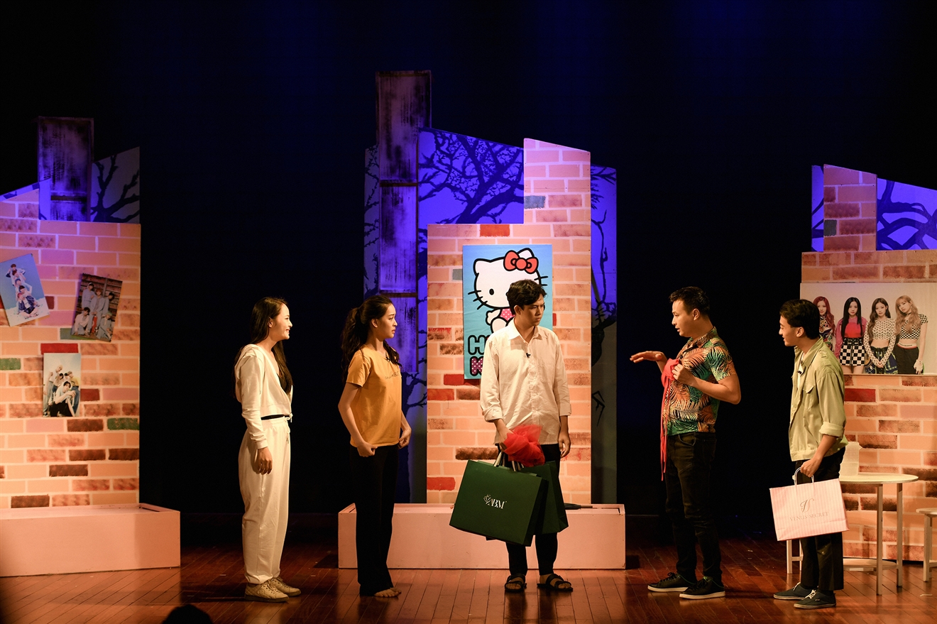 Người yêu hoa hậu, vở kịch Người yêu hoa hậu