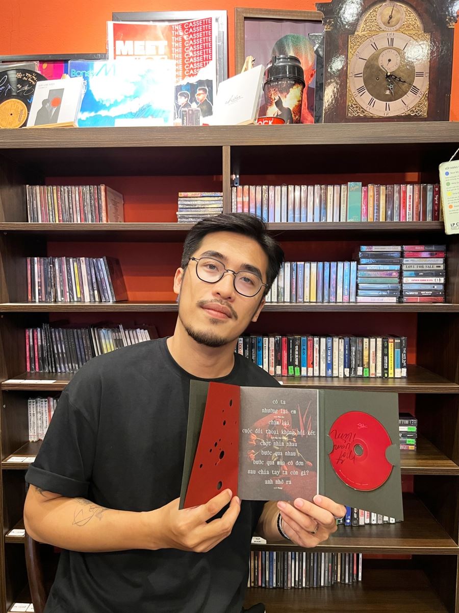 Vũ ra mắt album Một vạn năm, album Một vạn năm 