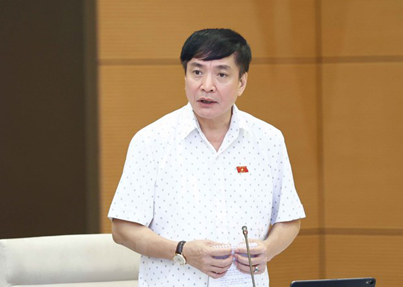 đấu giá biển số ô tô, biển số ô tô