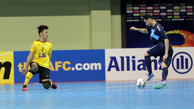 Thái Sơn Nam: 'Thầy phù thủy châu Á' giúp futsal Việt Nam làm nên kỳ tích