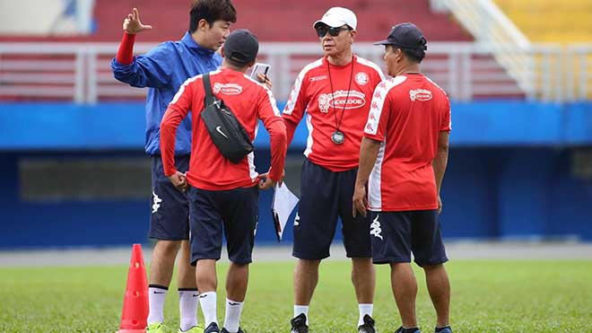 bóng đá Việt Nam, tin tức bóng đá, bong da, tin bong da, TPHCM, HLV Chung Hae Seong, Công Phượng, V League, BXH V League, lịch thi đấu V League