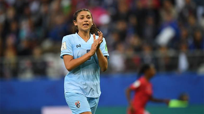 Miranda được mời sang chơi bóng ở CLB hàng đầu nước Mỹ