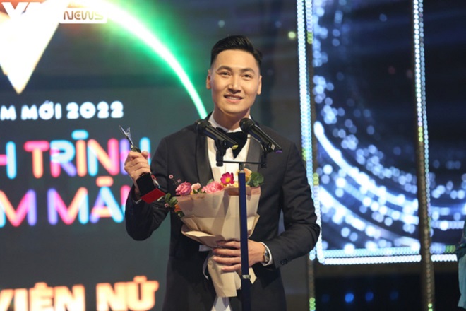 VTV Awards 2021, Lễ trao giải VTV Awards 2021, Ấn tượng VTV, Chào năm mới, Chào năm mới 2022, Hành trình nhiệm màu, Chúc mừng năm mới 2022, Diễn viên ấn tượng